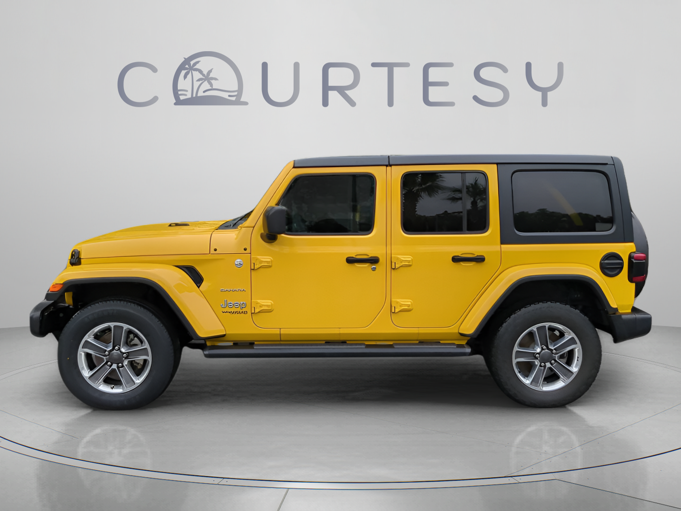 Used 2021 Jeep Wrangler Unlimited Sahara w/ LED Lighting Group AWD/4WD image 2