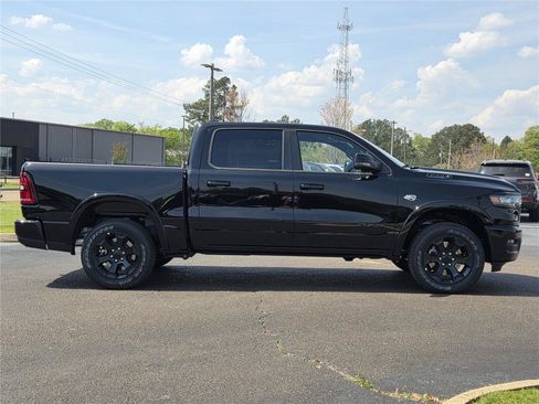 New 2026 RAM 1500 Big Horn AWD/4WD image 4