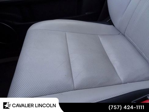 Used 2019 Lexus RX 350 AWD w/ Navigation Package image 8