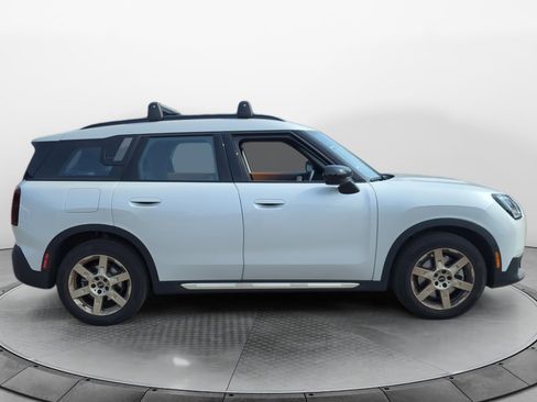 Certified 2025 MINI Cooper Countryman S image 8