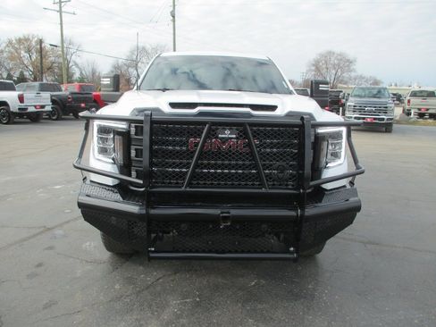 Certified 2022 GMC Sierra 2500 Pro w/ Convenience Package image 11