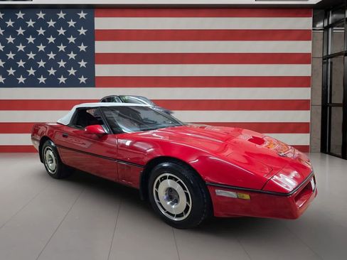 Used 1987 Chevrolet Corvette Convertible image 9