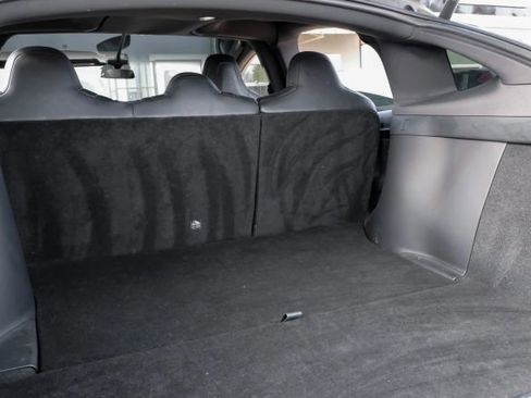 Used 2018 Tesla Model X 100D image 59