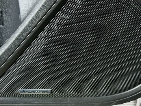 Certified 2023 Subaru Outback Limited image 13