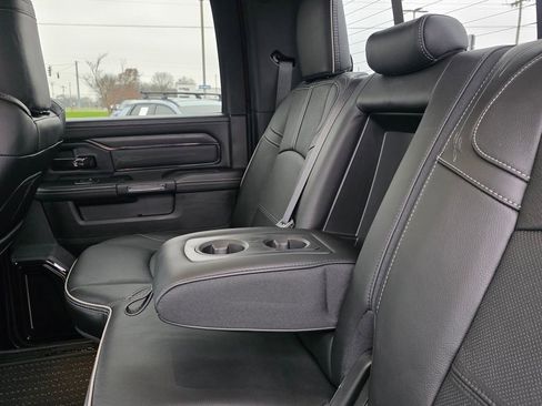 Used 2023 RAM 2500 Limited image 33