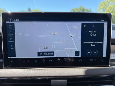 Used 2023 Lincoln Corsair AWD w/ Equipment Group 101A image 22