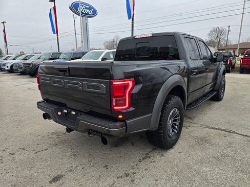 Used 2019 Ford F150 Raptor w/ Equipment Group 802A Luxury image 3