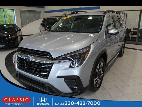 Used 2023 Subaru Ascent Limited w/ Technology Package AWD/4WD image 1