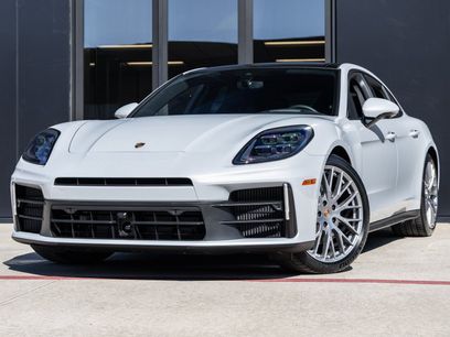 New 2026 Porsche Panamera 4
