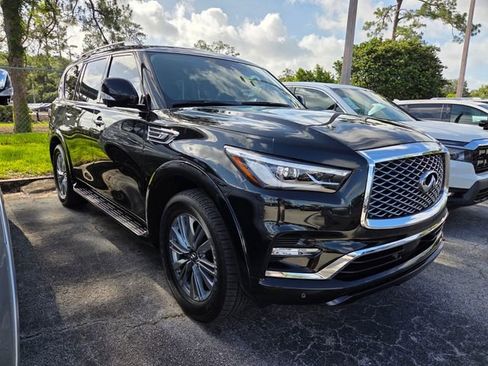 Certified 2024 INFINITI QX80 Luxe w/ Cargo Package AWD/4WD image 3