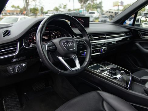 Used 2019 Audi Q7 3.0T Prestige AWD/4WD image 18