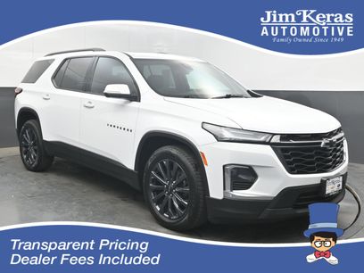 Used 2023 Chevrolet Traverse RS