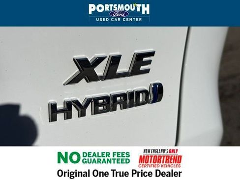 Used 2024 Toyota RAV4 XLE image 20
