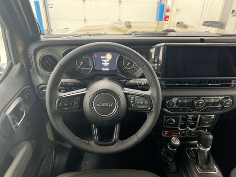 New 2026 Jeep Gladiator Mojave AWD/4WD image 11