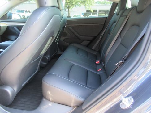 Used 2023 Tesla Model 3 Standard Range RWD image 18