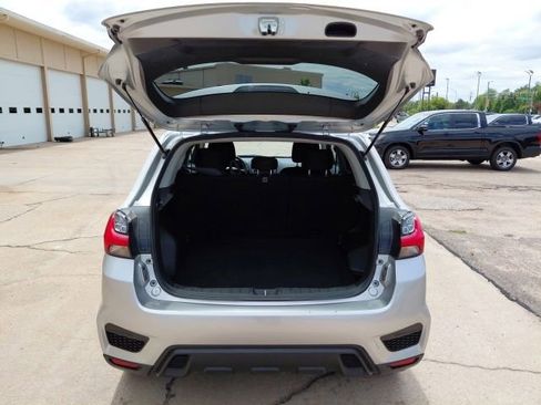 Used 2025 Mitsubishi Outlander Sport ES AWD/4WD image 30