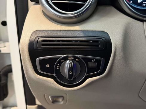 Certified 2022 Mercedes-Benz GLC 300 4MATIC image 21