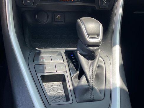 Used 2024 Toyota RAV4 XLE Premium image 10