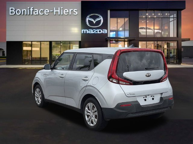 Used 2021 Kia Soul LX FWD image 3