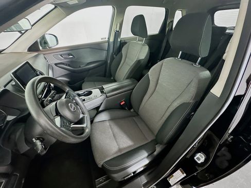 Used 2022 Nissan Rogue SV FWD image 13