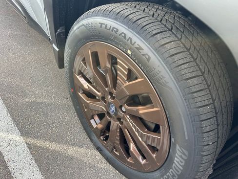 Used 2025 Subaru Forester Sport w/ Popular Package image 4