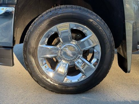 Used 2017 Chevrolet Silverado 1500 LTZ w/ High Desert Package image 22