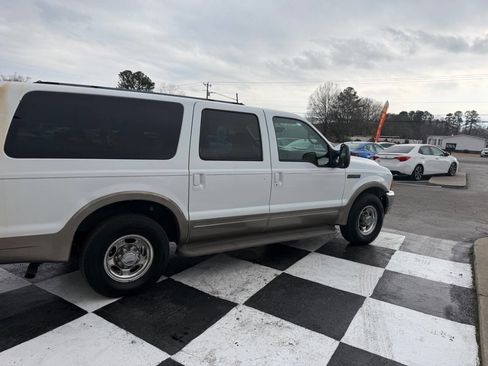 Used 2000 Ford Excursion Limited image 4