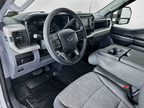 Used 2023 Ford F250 XL w/ STX Appearance Package AWD/4WD image 30