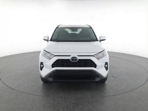 Used 2025 Toyota RAV4 XLE Premium image 12