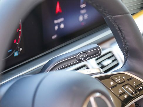 New 2024 Mercedes-Benz GLE 350 4MATIC image 17