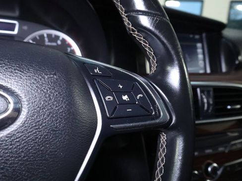 Used 2018 INFINITI QX30 Premium w/ Navigation Package image 20