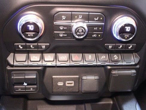 Used 2019 GMC Sierra 1500 AT4 image 27