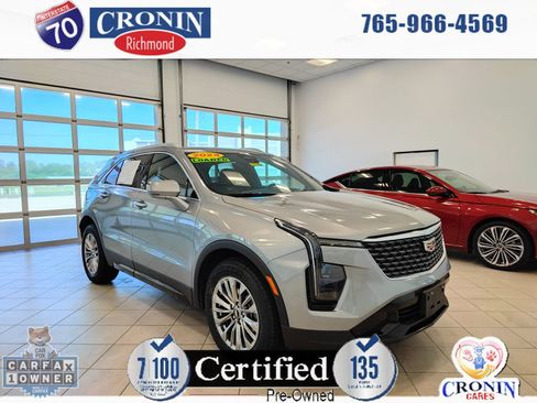 Used 2024 Cadillac XT4 Premium Luxury FWD image 1