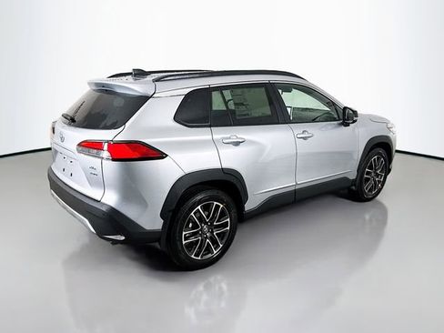 New 2026 Toyota Corolla Cross XLE image 7