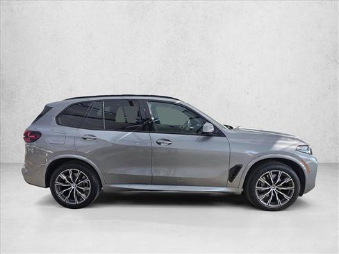 Used 2026 BMW X5 xDrive40i AWD/4WD image 4