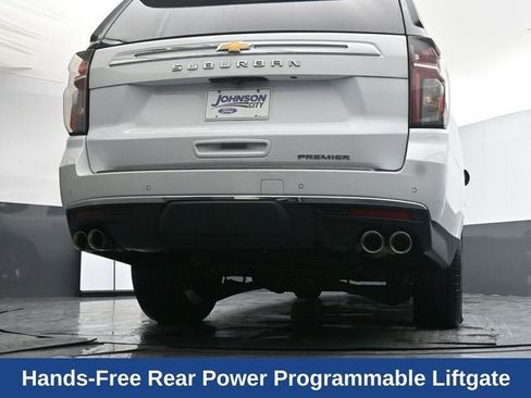 Used 2023 Chevrolet Suburban Premier image 28