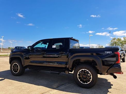 New 2026 Toyota Tacoma TRD Off-Road image 7