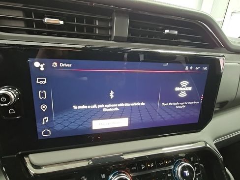 Used 2024 GMC Sierra 1500 AT4X image 16