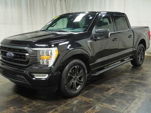 Used 2022 Ford F150 XLT w/ Equipment Group 302A High RWD image 2