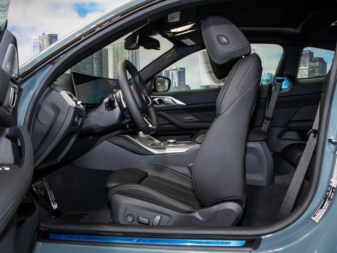 Used 2025 BMW 430i xDrive Coupe w/ M Sport Package image 20