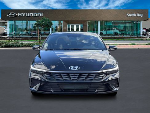 New 2026 Hyundai Elantra Sport image 12