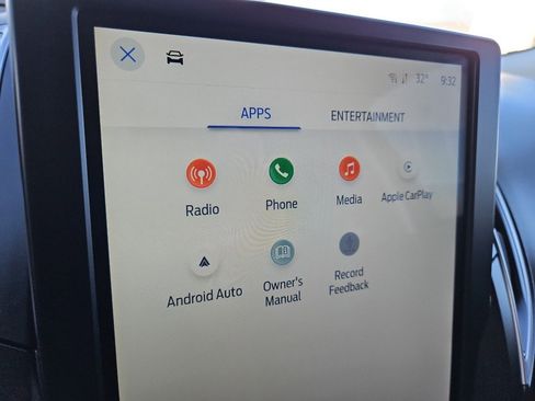 Used 2024 Ford Edge SEL image 21