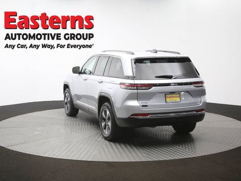 Used 2022 Jeep Grand Cherokee Limited 4xe w/ Luxury Tech Group II AWD/4WD image 68