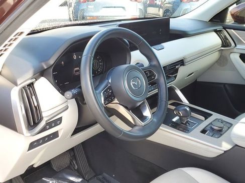Used 2024 MAZDA CX-90 3.3 Turbo w/ Premium Plus Pkg image 16
