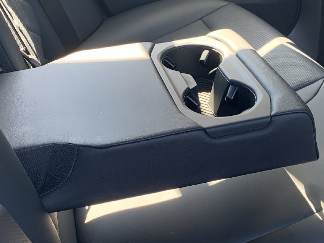 Used 2024 BMW i5 eDrive40i RWD image 36