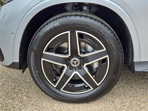 New 2025 Mercedes-Benz GLC 350e GLC 350e image 11