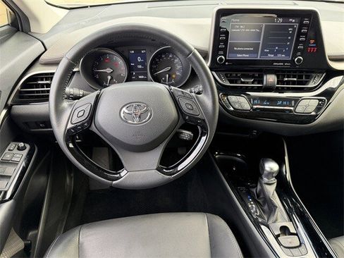 Certified 2021 Toyota C-HR Limited image 12