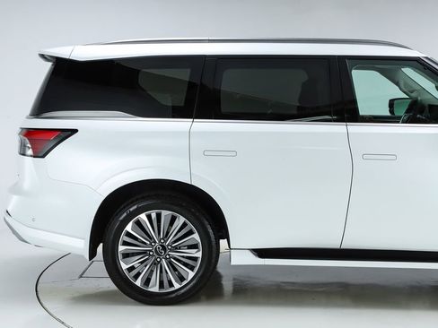 New 2026 INFINITI QX80 Luxe w/ Cargo Package AWD/4WD image 11
