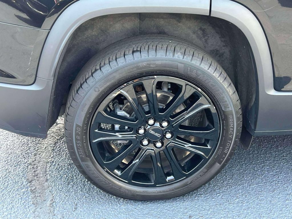Used 2023 GMC Acadia SLT w/ Elevation Edition AWD/4WD image 11