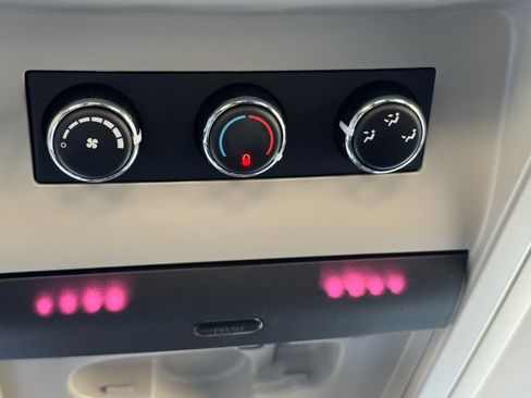 Used 2017 Dodge Grand Caravan SE w/ Power Window Group image 26